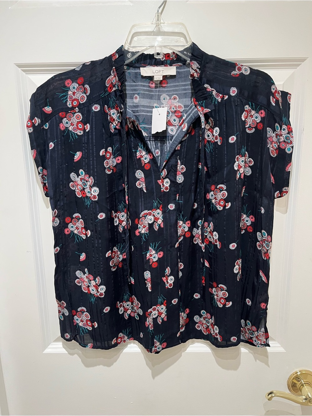NWT LOFT Navy Floral Tie-Front Cap Sleeve Blouse Size XS